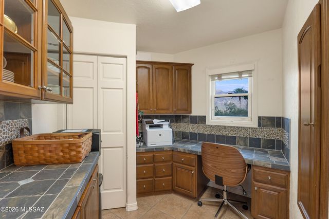 10600 N Pistachio Avenue, Oro Valley, AZ 85737