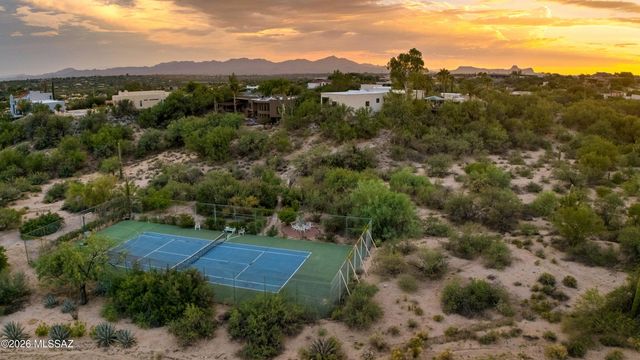 10600 N Pistachio Avenue, Oro Valley, AZ 85737