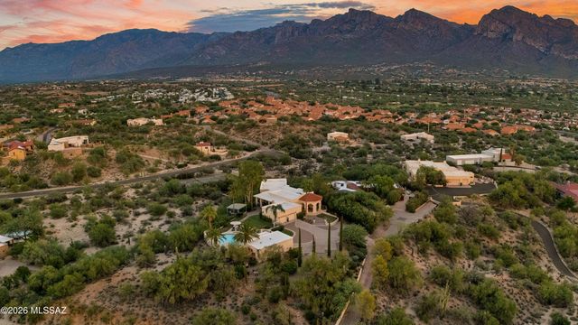 10600 N Pistachio Avenue, Oro Valley, AZ 85737