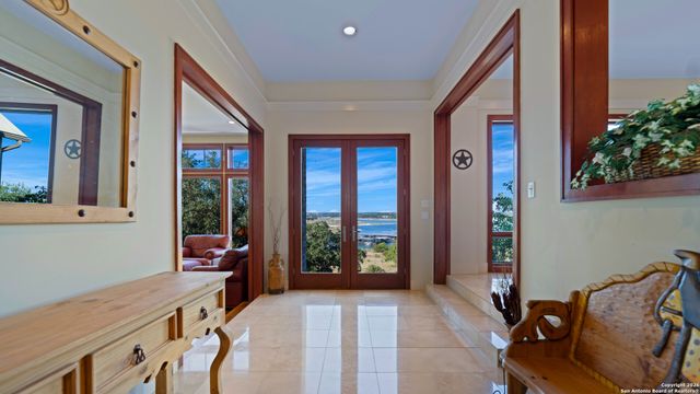 169 Shores Point, Canyon Lake, TX 78133