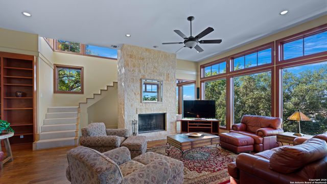 169 Shores Point, Canyon Lake, TX 78133