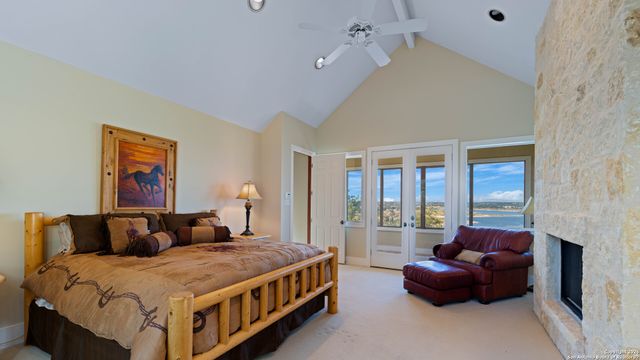 169 Shores Point, Canyon Lake, TX 78133