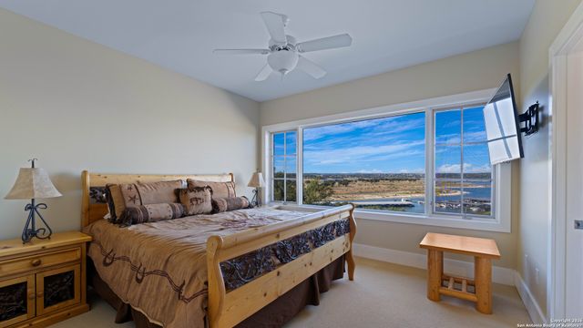 169 Shores Point, Canyon Lake, TX 78133