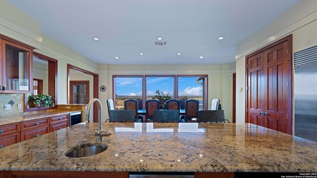 169 Shores Point, Canyon Lake, TX 78133