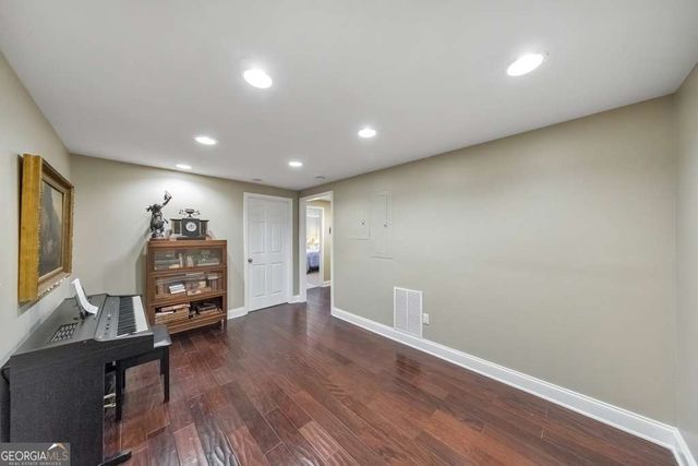 304 Turning Leaf Court, Canton, GA 30115