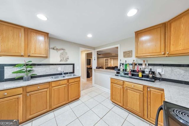 304 Turning Leaf Court, Canton, GA 30115