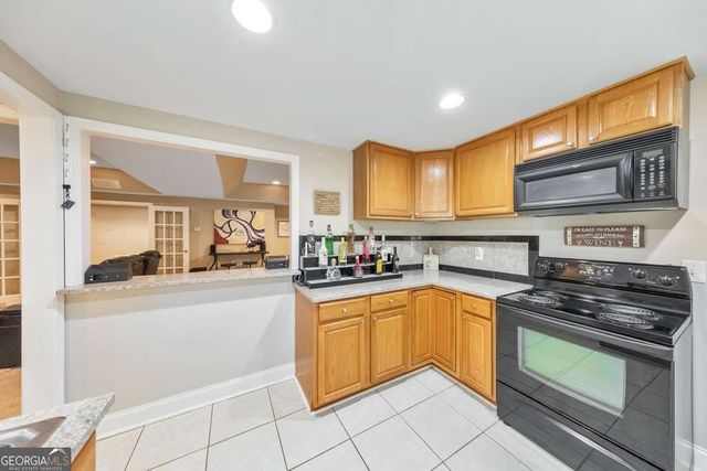 304 Turning Leaf Court, Canton, GA 30115