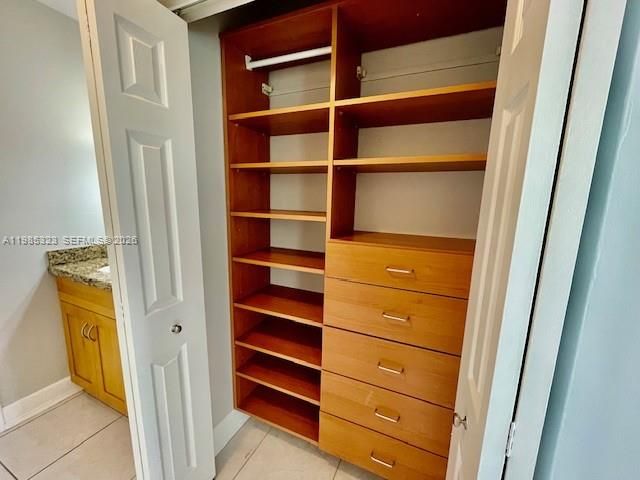 9000 SW 137th St 16-5, Miami, FL 33176