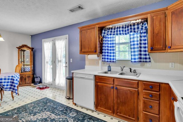 7281 Plum Creek Drive, Gainesville, GA 30507