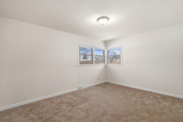 1108 Shorecrest DRIVE, Racine, WI 53402