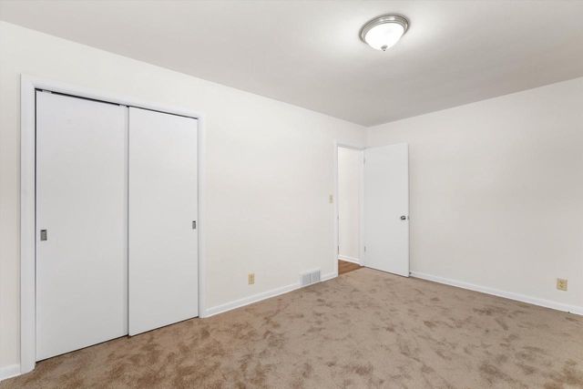 1108 Shorecrest DRIVE, Racine, WI 53402