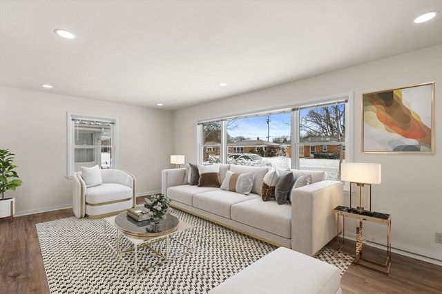 1108 Shorecrest DRIVE, Racine, WI 53402