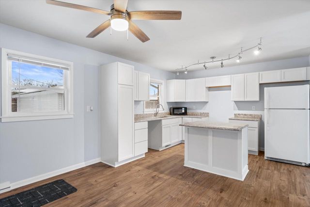 1108 Shorecrest DRIVE, Racine, WI 53402