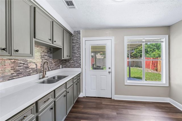 3120 Carter Street, Pasadena, TX 77503