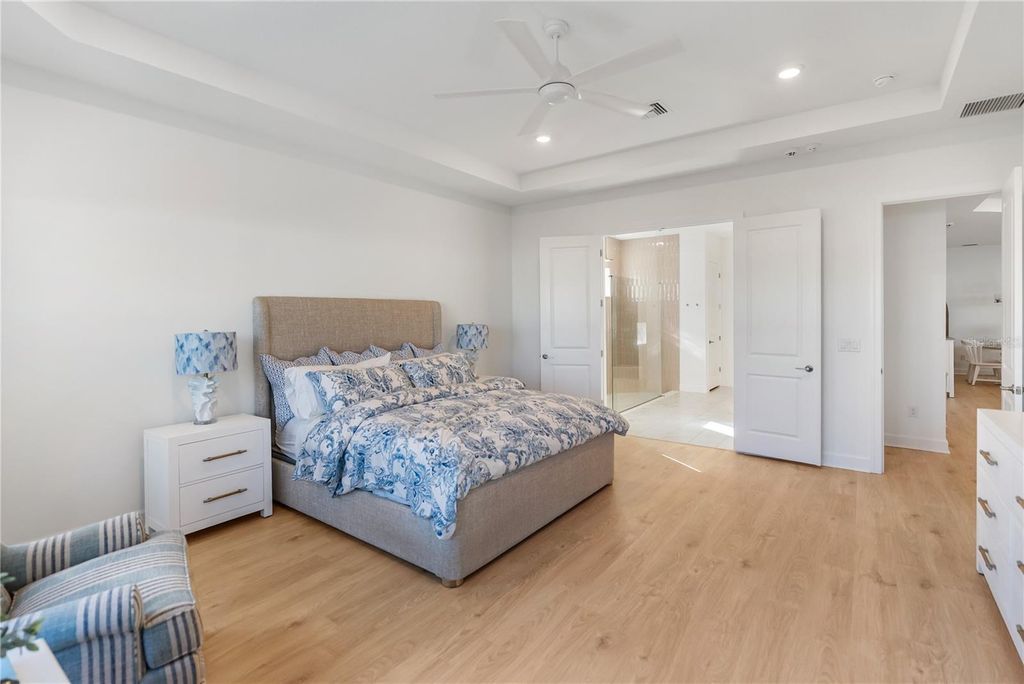 Image 19 of property listing at 15278 CONTENTA LOOP, Bradenton, FL 34211