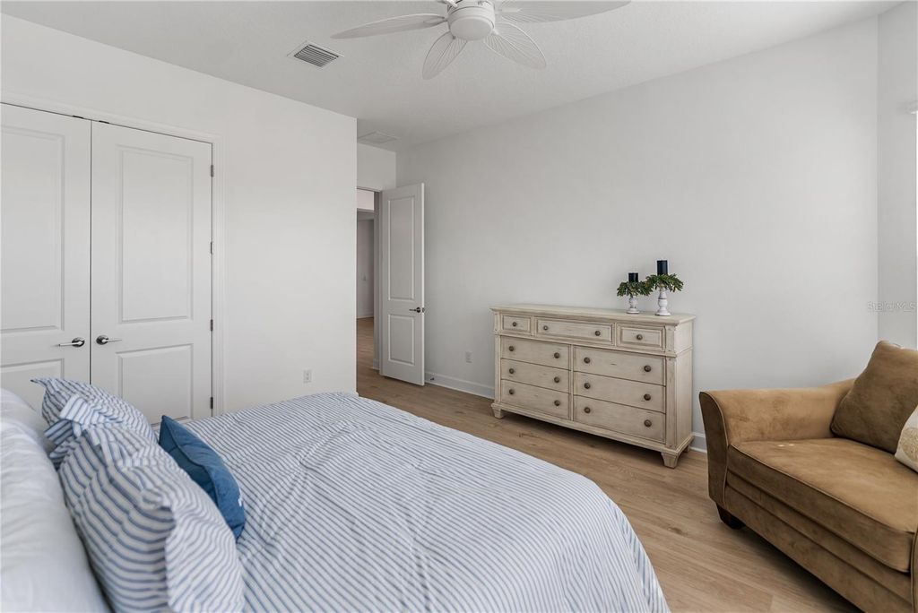 Image 23 of property listing at 15278 CONTENTA LOOP, Bradenton, FL 34211