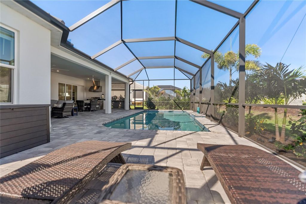 Image 33 of property listing at 15278 CONTENTA LOOP, Bradenton, FL 34211