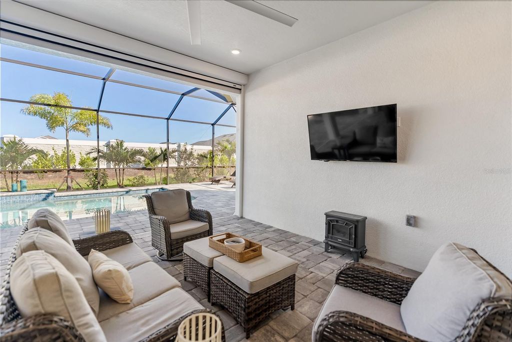 Image 35 of property listing at 15278 CONTENTA LOOP, Bradenton, FL 34211