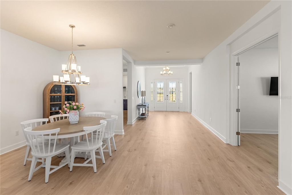 Image 5 of property listing at 15278 CONTENTA LOOP, Bradenton, FL 34211