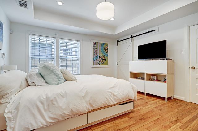 1523 Harvard Street, Houston, TX 77008