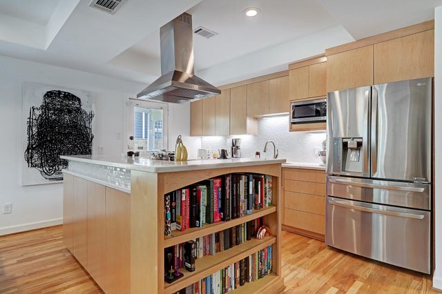 1523 Harvard Street, Houston, TX 77008