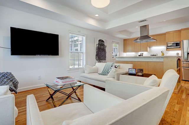 1523 Harvard Street, Houston, TX 77008