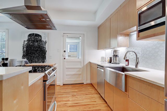 1523 Harvard Street, Houston, TX 77008