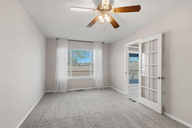616 Eastlake Drive SE, Rio Rancho, NM 87124