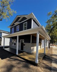 23304 Stauber Avenue, Hazel Park, MI 48030