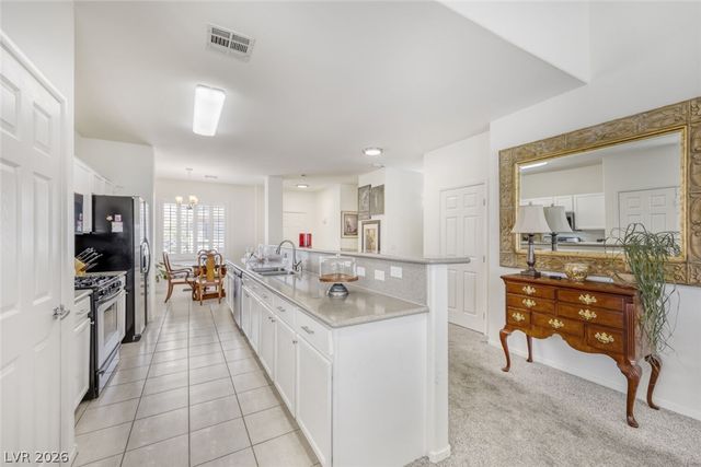 712 Peachy Canyon Circle 204, Las Vegas, NV 89144