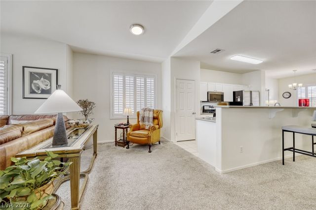 712 Peachy Canyon Circle 204, Las Vegas, NV 89144