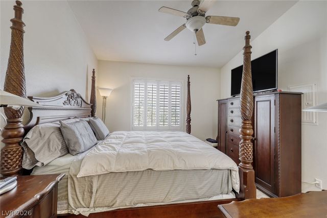 712 Peachy Canyon Circle 204, Las Vegas, NV 89144