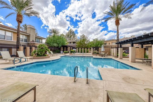 712 Peachy Canyon Circle 204, Las Vegas, NV 89144