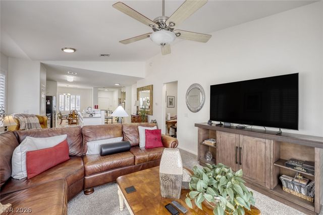 712 Peachy Canyon Circle 204, Las Vegas, NV 89144