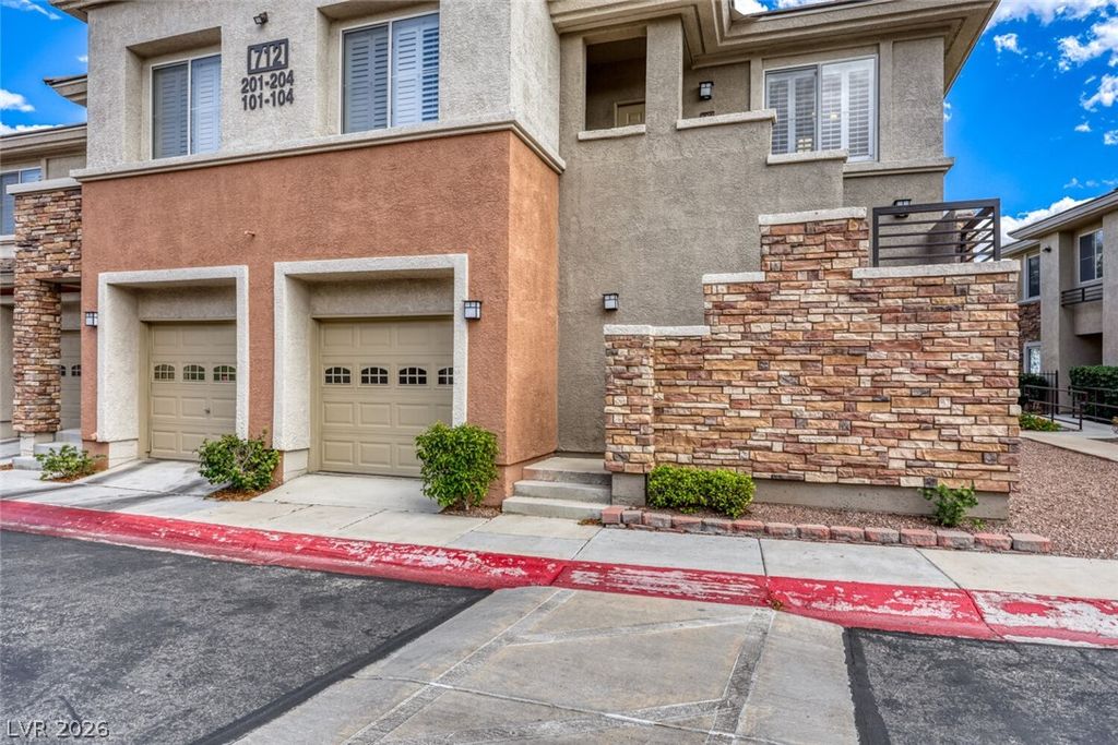 712 Peachy Canyon Circle 204, Las Vegas, NV 89144 — photo 3