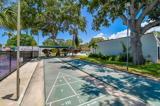 9032 MISSION OAKS BOULEVARD F, Seminole, FL 33776