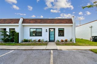 9032 MISSION OAKS BOULEVARD F, Seminole, FL 33776