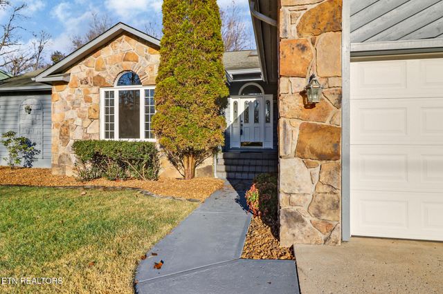 107 Walden Ridge Drive, Crossville, TN 38558