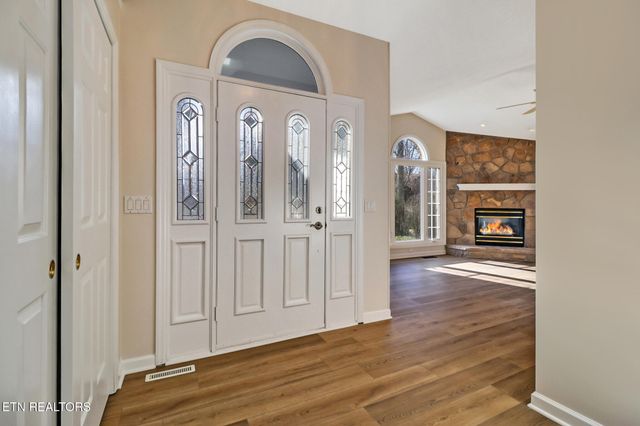 107 Walden Ridge Drive, Crossville, TN 38558