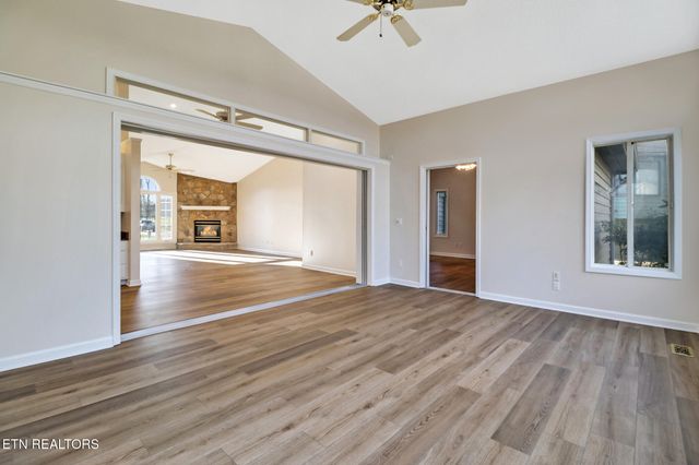 107 Walden Ridge Drive, Crossville, TN 38558