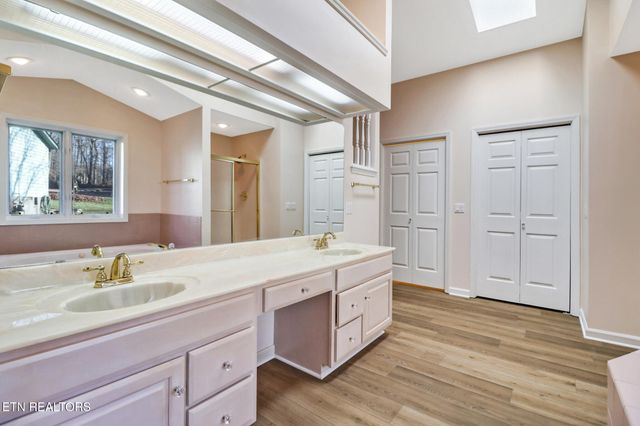 107 Walden Ridge Drive, Crossville, TN 38558