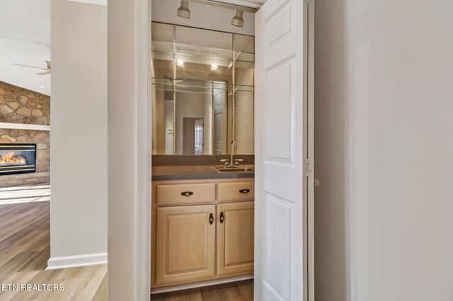 107 Walden Ridge Drive, Crossville, TN 38558