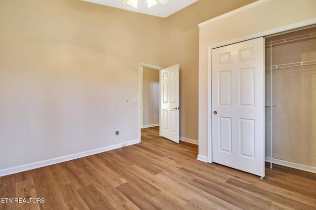 107 Walden Ridge Drive, Crossville, TN 38558