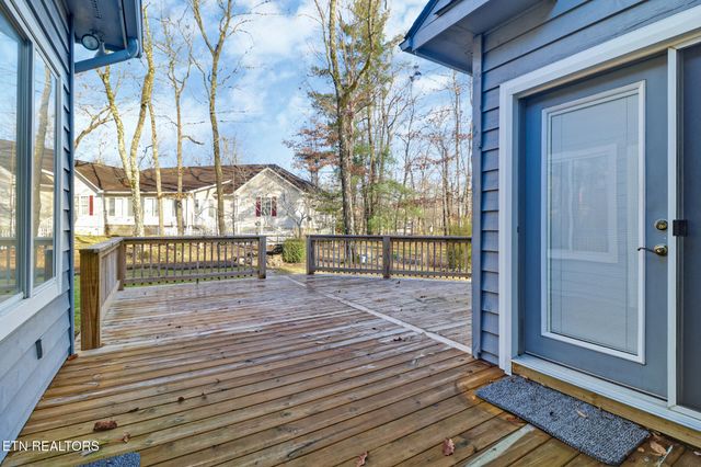 107 Walden Ridge Drive, Crossville, TN 38558