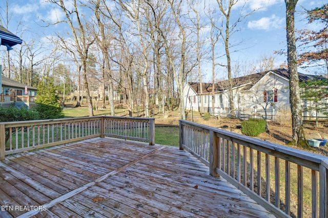 107 Walden Ridge Drive, Crossville, TN 38558