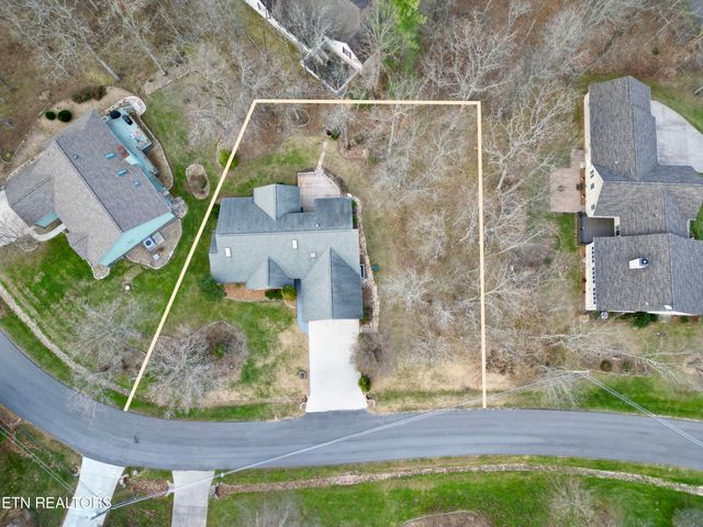 107 Walden Ridge Drive, Crossville, TN 38558