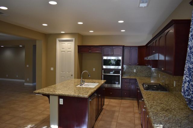 3154 Mitchell Avenue, Clovis, CA 93619