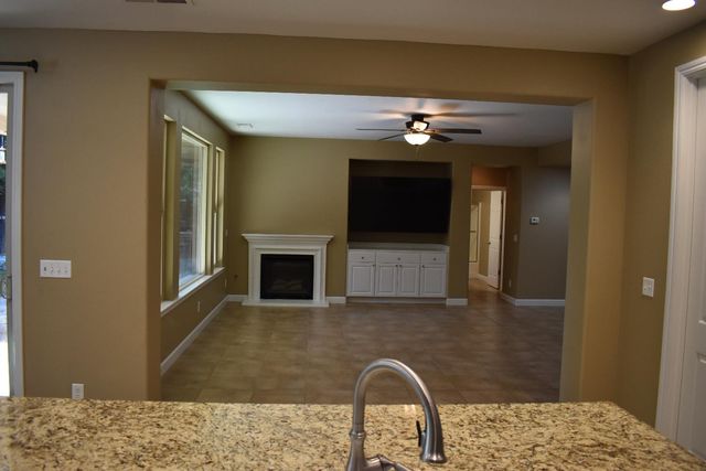 3154 Mitchell Avenue, Clovis, CA 93619