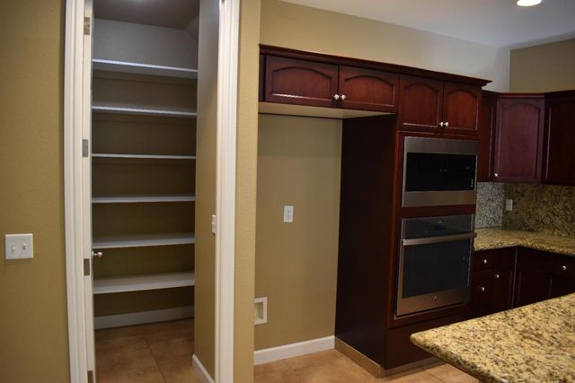 3154 Mitchell Avenue, Clovis, CA 93619