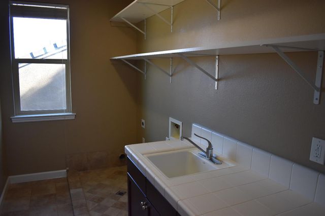 3154 Mitchell Avenue, Clovis, CA 93619